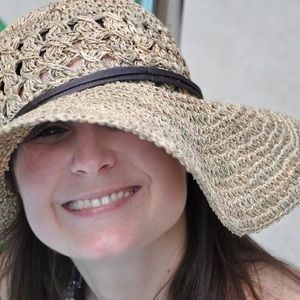 Meet your Posher, Liz